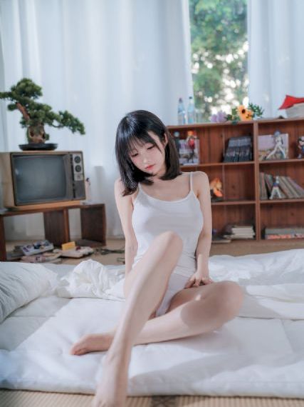 欧美真人无限制直播间_蓝光日韩电影在线