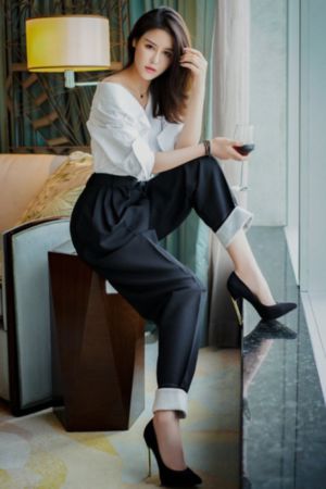 成人久久精品国产_720免费播放