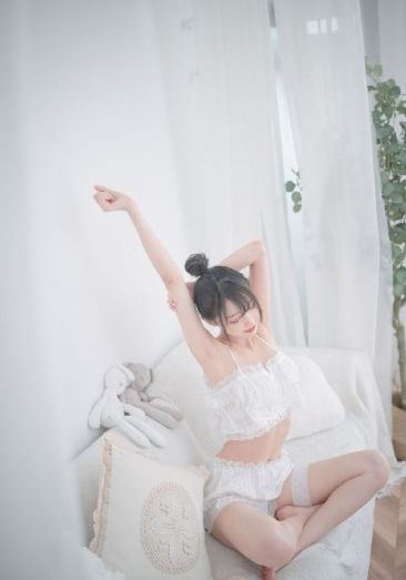 国产精品美女深夜福利免费源在线_HD电影完整版