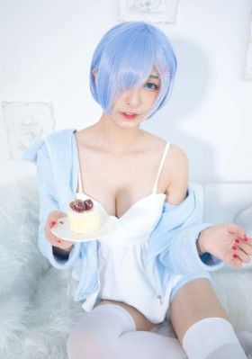 忘忧草社区日本在线www播放_BD在线观看完整版